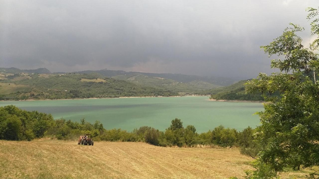Lake Retreat - Maiella Apartment - Beautiful Lake And Mountain Views Casoli  Εξωτερικό φωτογραφία
